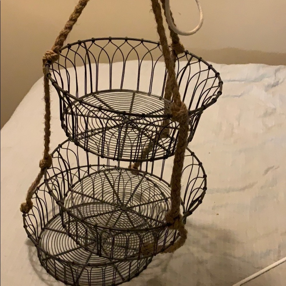 Hanging fruit baskets